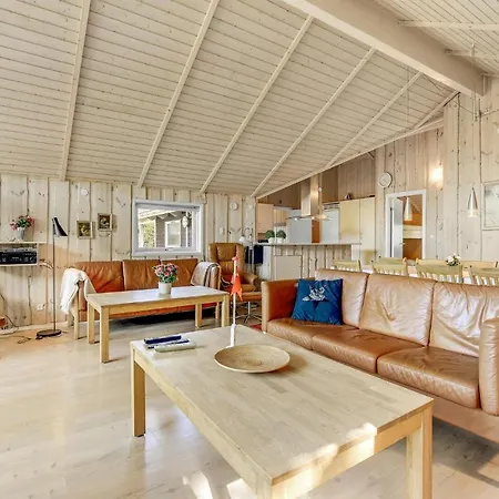 Semesterbostad Vestskoven Xi *