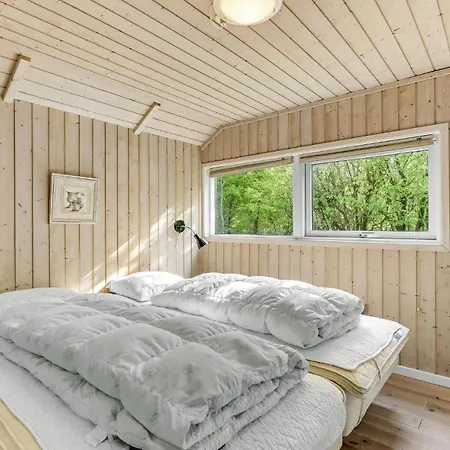 Stunning In Toftlund With Ethernet Internet * Vestergård