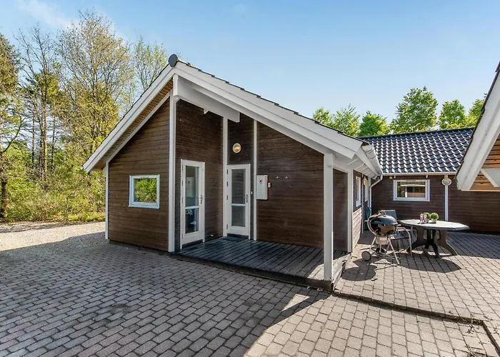 Vestskoven Xi * Toftlund